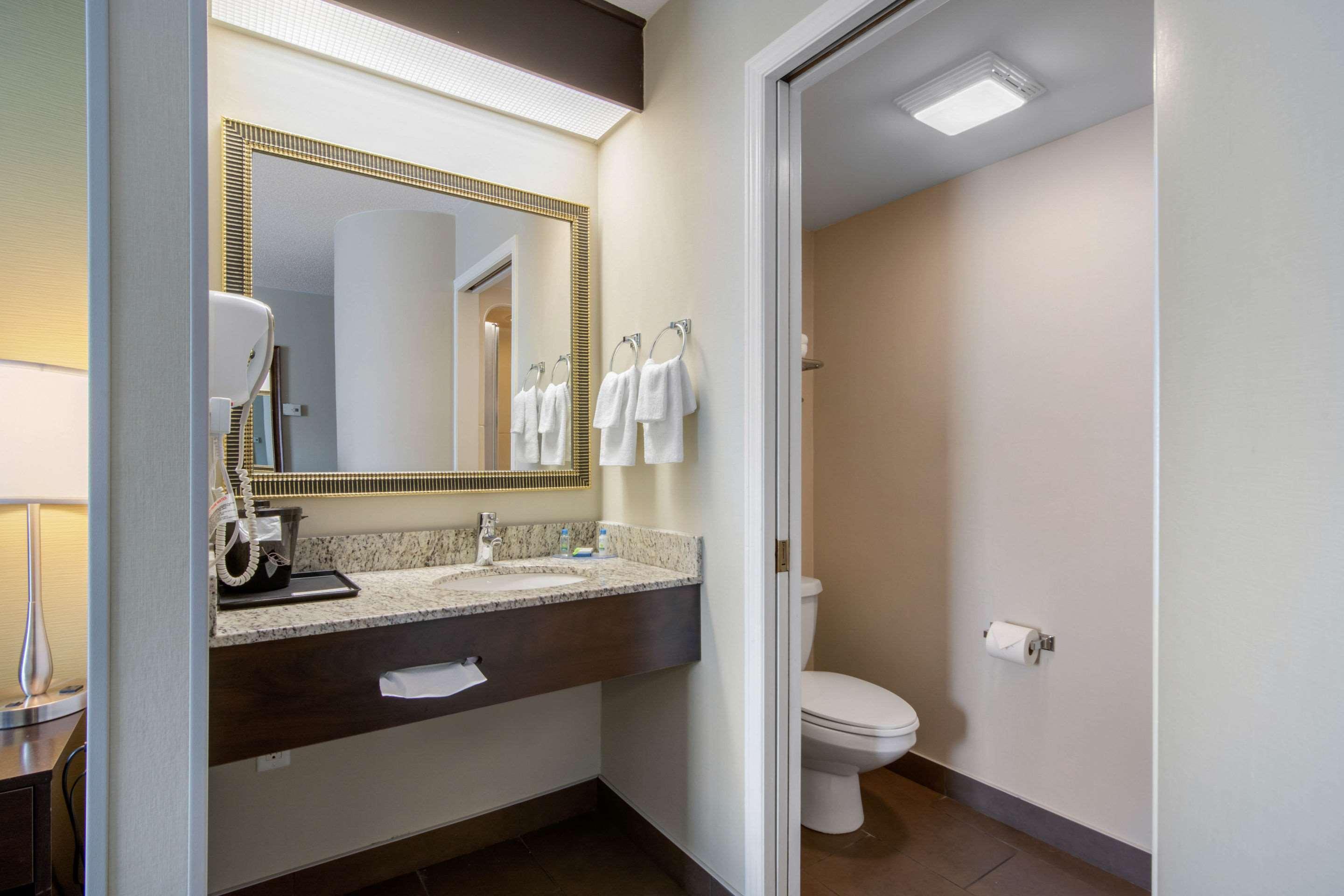 Sleep Inn Sault Ste. Marie Buitenkant foto