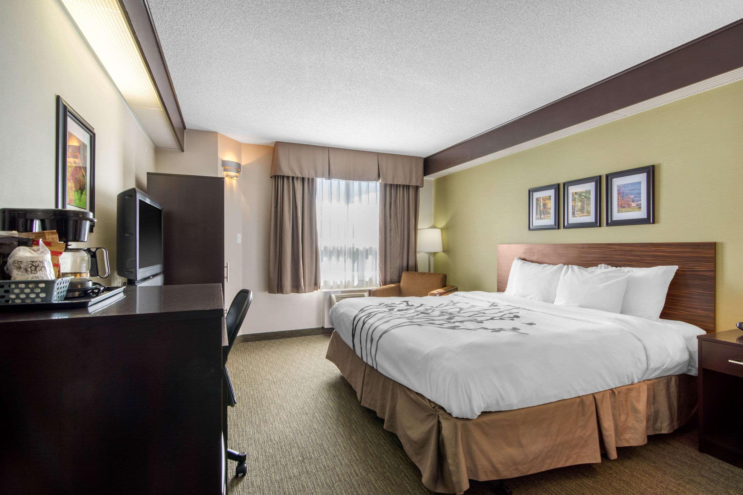 Sleep Inn Sault Ste. Marie Buitenkant foto